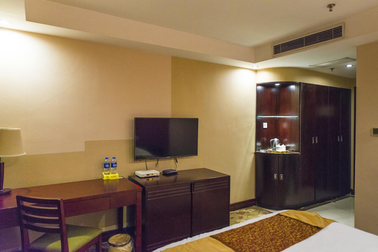 Vienna 3 Best Hotel Shanghai Expo Sanlin Экстерьер фото